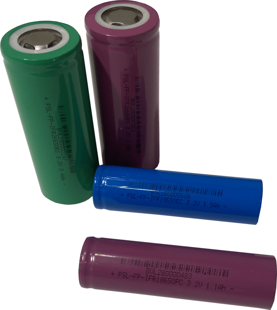 Cylindrical lithium cells