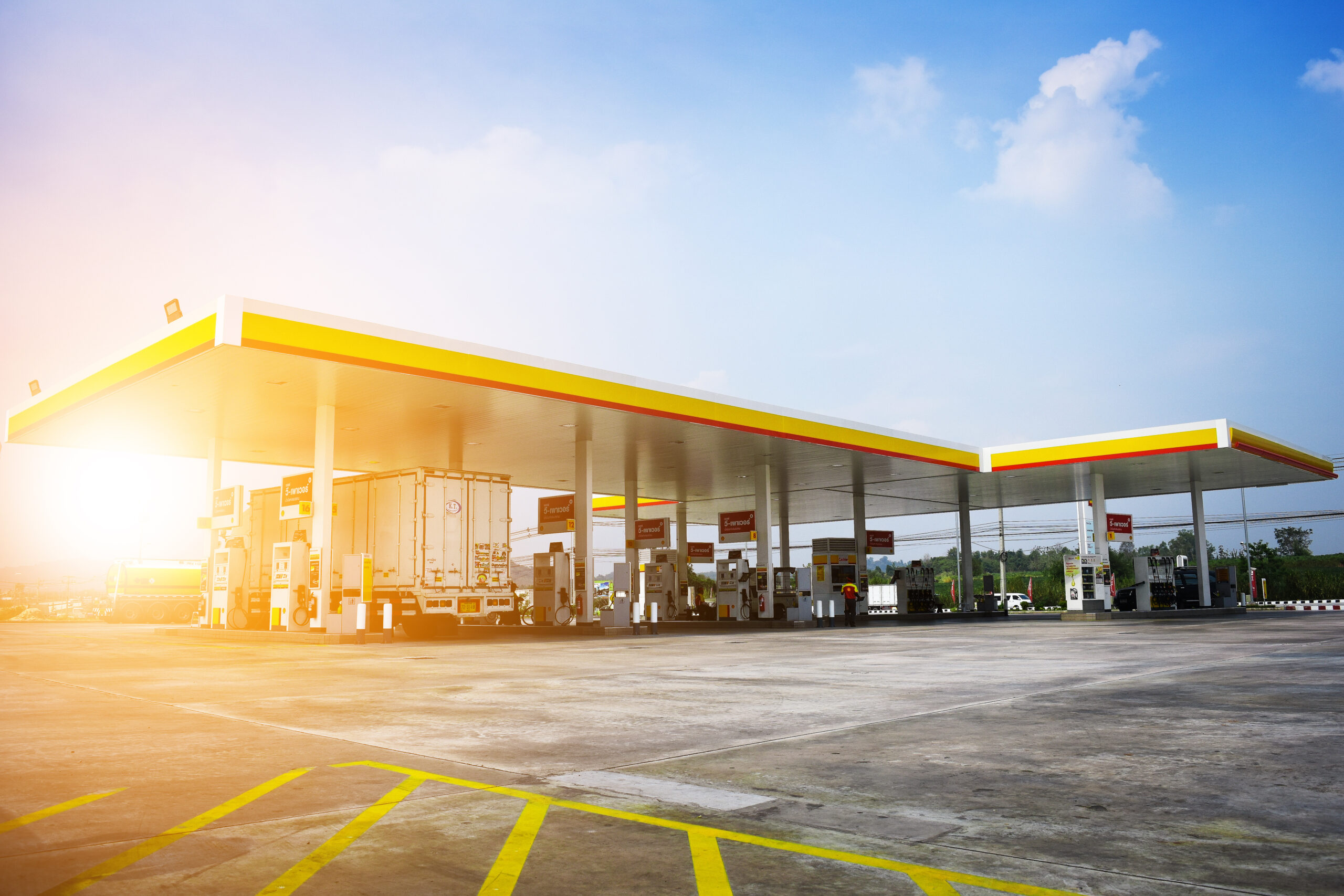 Gas station and fuel retailers going EV